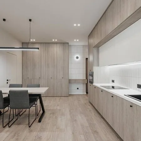 Noviy Bereg Design شقة فندقية أوديسا